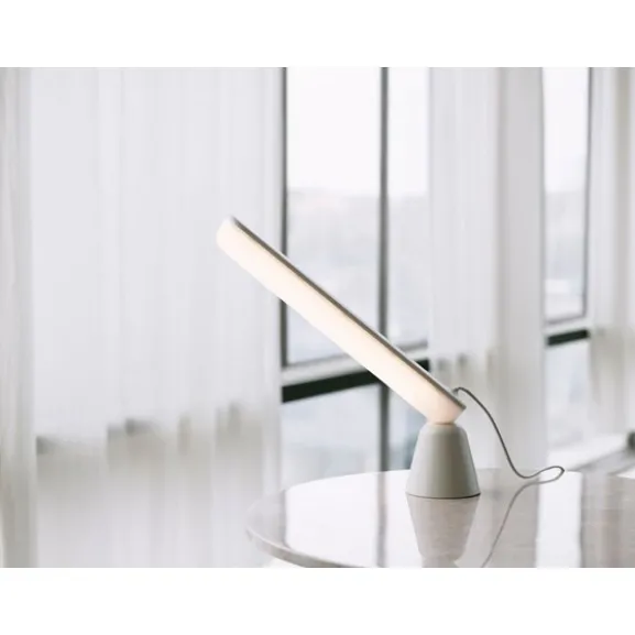 Acrobat bordslampa, sand