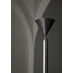 Apollo 180 golvlampa Aluminium