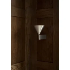 Apollo 14 vägglampa, Aluminium