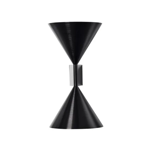 Apollo 24 vägglampa, Darkest hour
