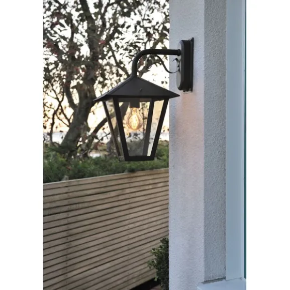 Benu vägglykta ned svart