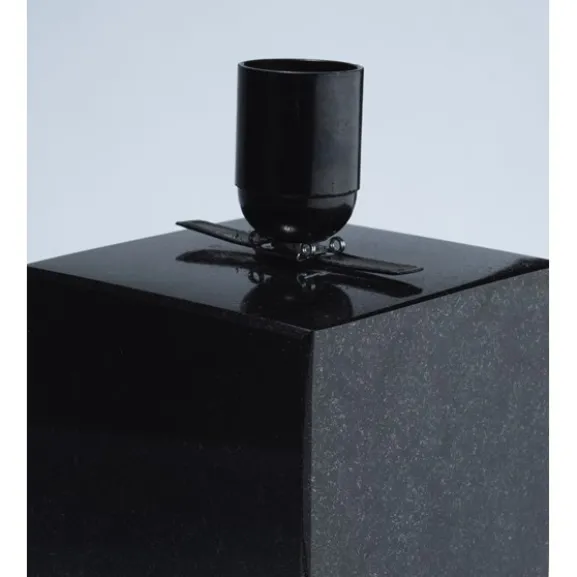 Bordlampa Glöd Svart Granit och munblåst glas