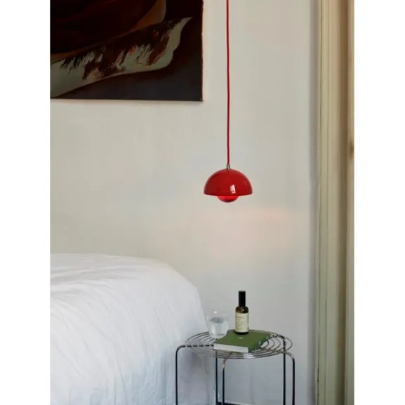 Flowerpot Pendant VP10, Vermilion Red 16cm