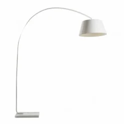Golvlampa Hello Vit Med Orange Kabel 50cm