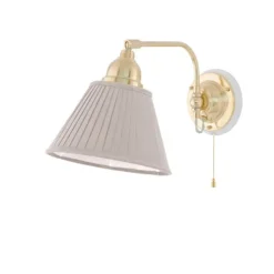 Gripenberg vägglampa mässing/vit m dragbrytare