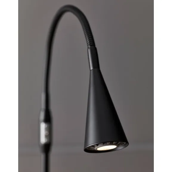 Ledro LED golvlampa, mattvit 124cm