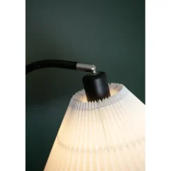 Medina golvlampa, svart/vit