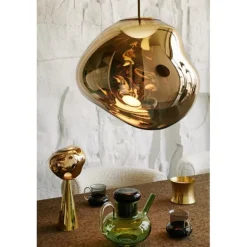 Melt portabel bordslampa guld LED