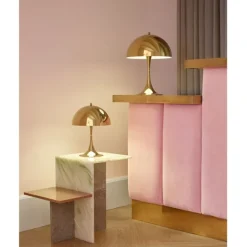 Panthella bordslampa 320 mässing