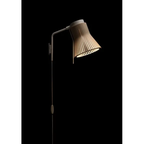Petite vägglampa, valnöt 37cm