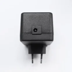 Plugin trafo rund ingång, svart
