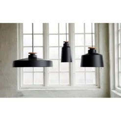 Street pendel M Svart E27