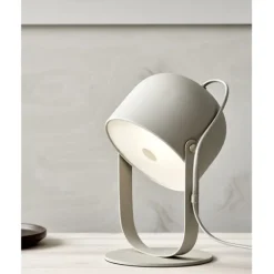 Svejk 18 bordslampa, beige