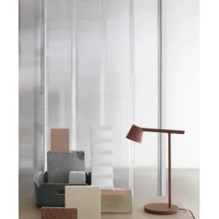 Tip bordslampa, koppar/brun