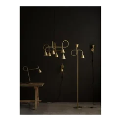 Vägglampa Loop 1-Låg Råmäss Upp